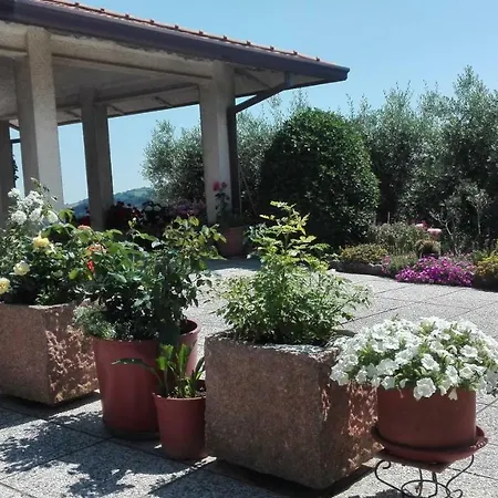 Ripalta לינה וארוחת בוקר 3*